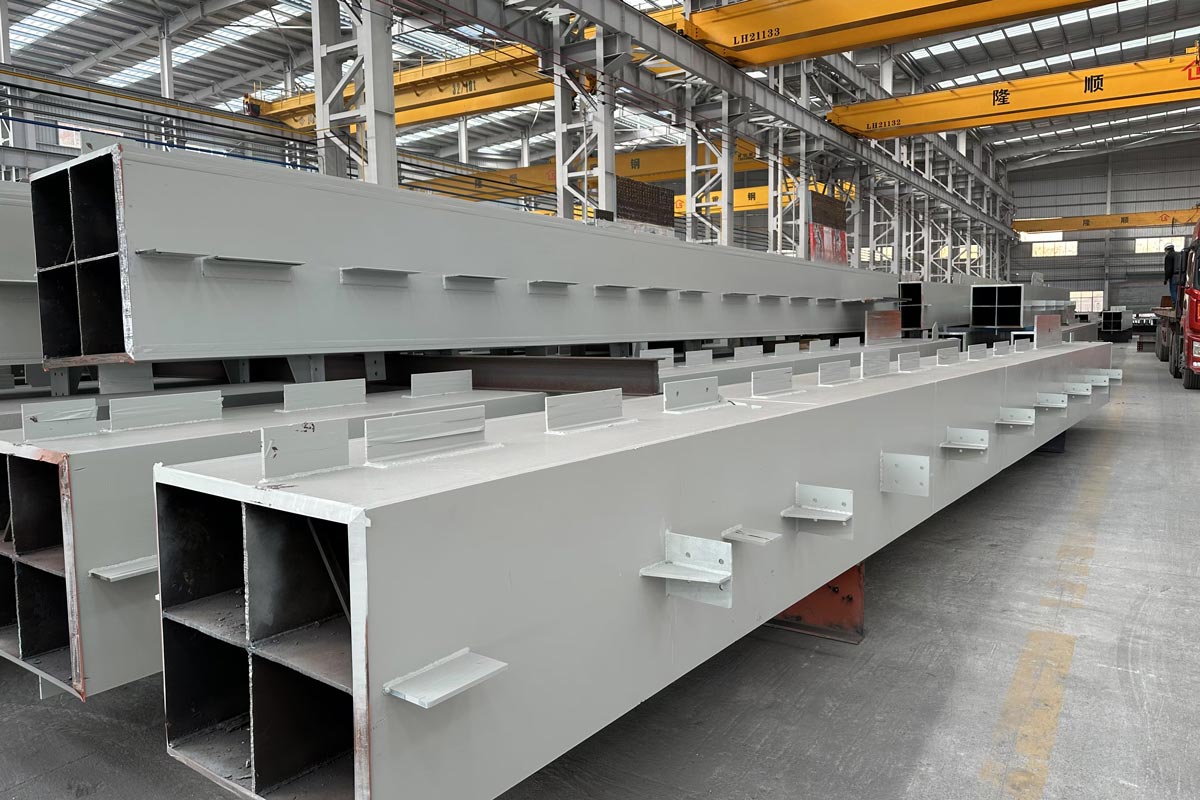 多層結構箱型柱